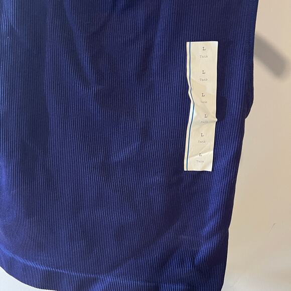 A New Day Women's Slim Fit Seamless Cropped Muscle Tank - Size Large - NWT - Picture 5 of 7